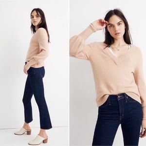 Madewell Dashwood V-Neck Sweater in
Coziest Yarn XS